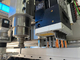 Điều khiển Servo Máy làm tổ CNC Cắt gỗ với Tạp chí 12 dụng cụ và Ngân hàng khoan 9V