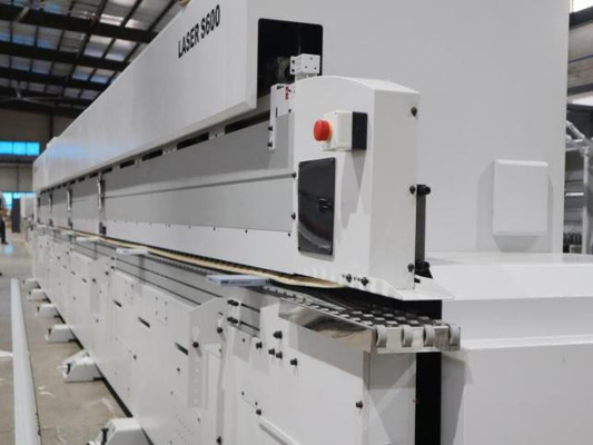 High-End bảng điều khiển liền mạch thông minh Laser Edge Banding Machine